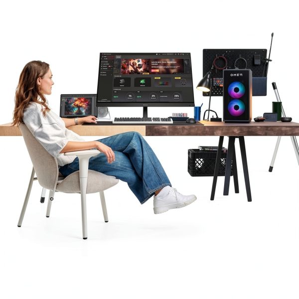 HP OMEN 31.5" IPS UHD 144Hz Gaming Monitor-9